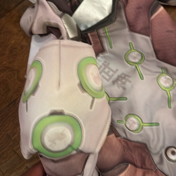 Boys Overwatch Genji Costume w/ Mask - Picture 10 of 12